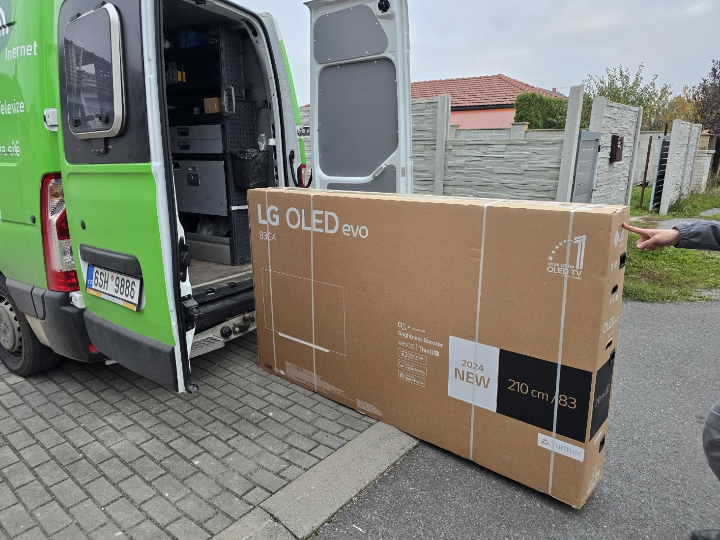 Prodej a montáž TV Nabízíme instalaci a prodej televizorů, včetně velkých LED a OLED modelů, přímo u vás doma nebo v ka.