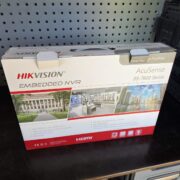 Hikvision AcuSense kamera - bezpečnostní systém Bezpečnostní kamera Hikvision s technologií AcuSense pro přesné rozpoznání pohybu.